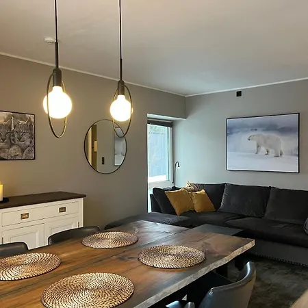 Διαμέρισμα Modern & - Free Parking & Stylish Decor